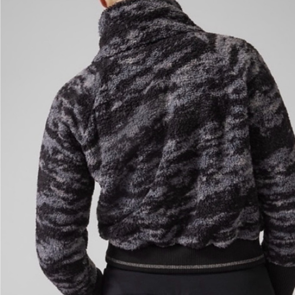 Athleta Tugga Sherpa Cozy Black and Gray Fleece Jacket - Picture 2 of 5